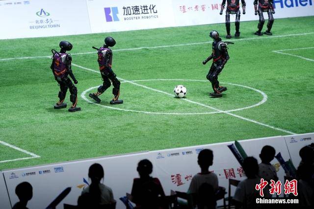 包含出色防守首场状态出色，澳大利亚队观众沸腾！，Scout重返赛场热度持续攀升的词条